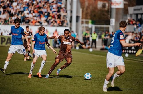 Кирхольштейн против Санкт-Паули