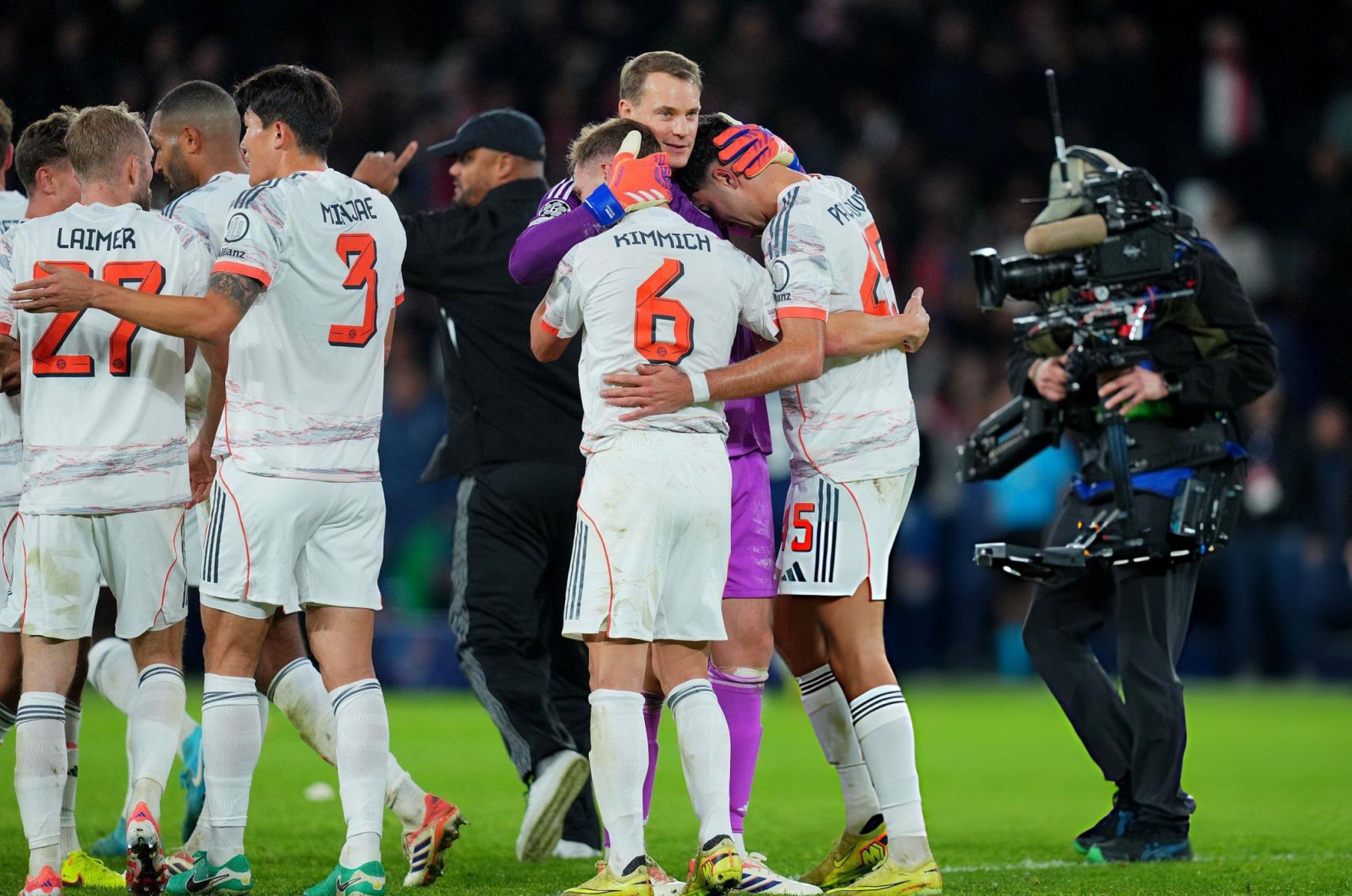 Генеральный директор «Баварии»: Игра против «ПСЖ» похожа на финал Лиги чемпионов. Эта игра доказывает, что мы можем хорошо атаковать и хорошо защищаться.